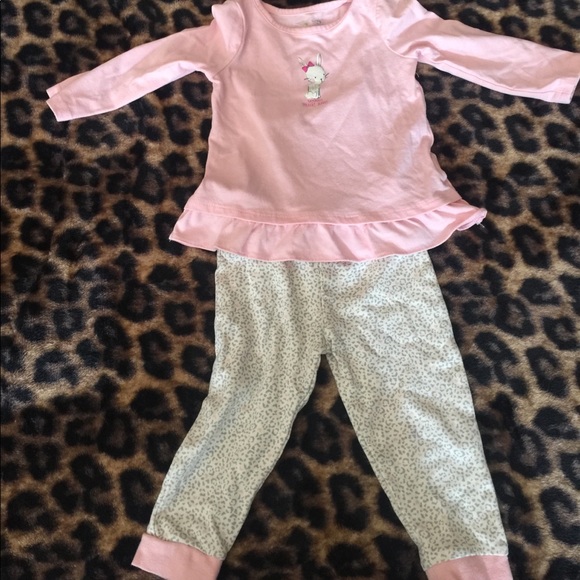 Cute little girls outfit. Great for Easter. - Picture 1 of 5